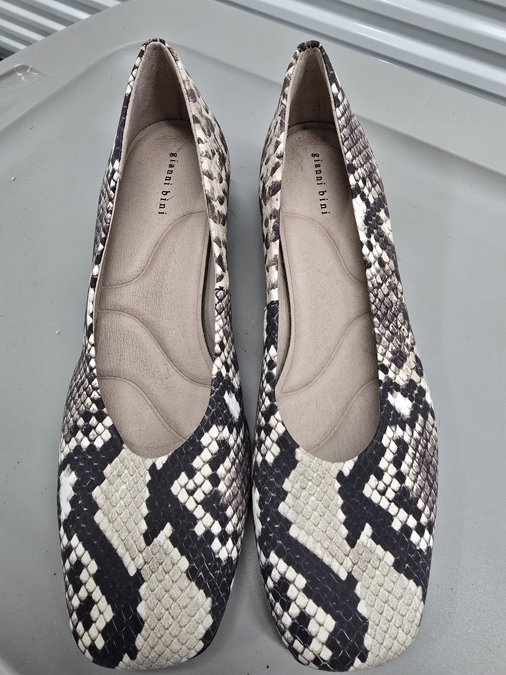 Gianni Bini Black and Cream Snake-Print Ballet Flats